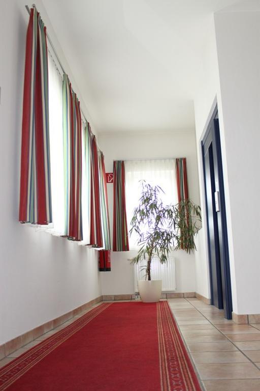 Hotel Servus Europa Suben Экстерьер фото